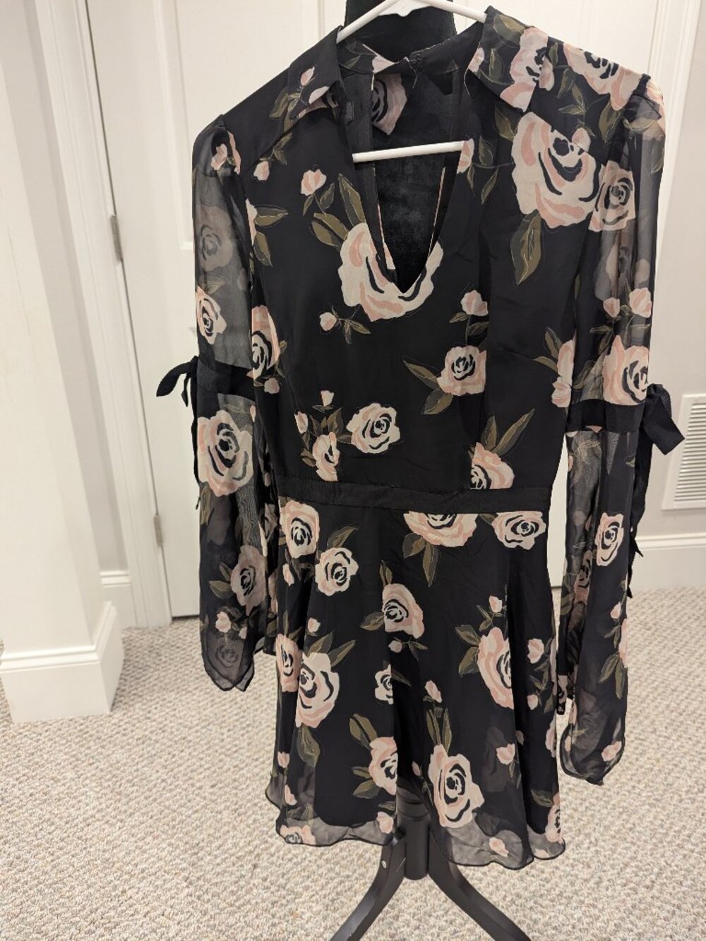 BEBE Almost New Black Dress Sz 00